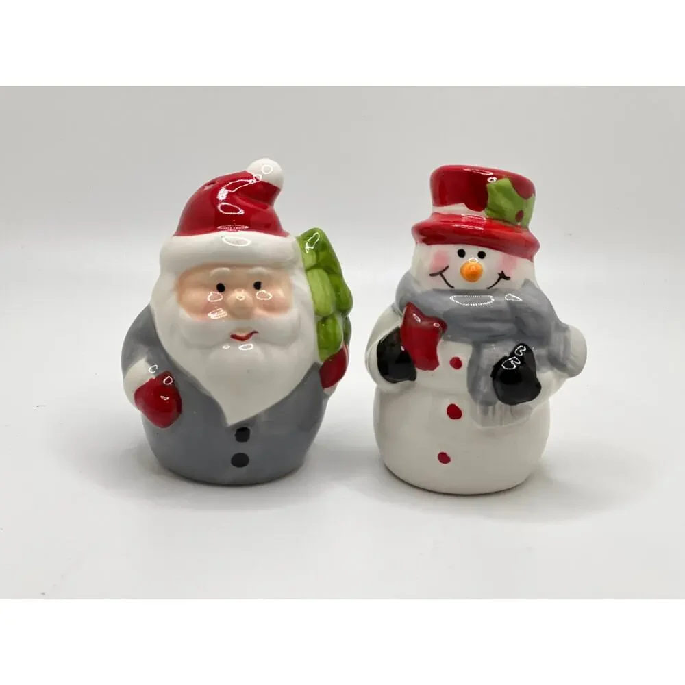 Santa & Snowman Salt & Pepper Shaker set, New in box!